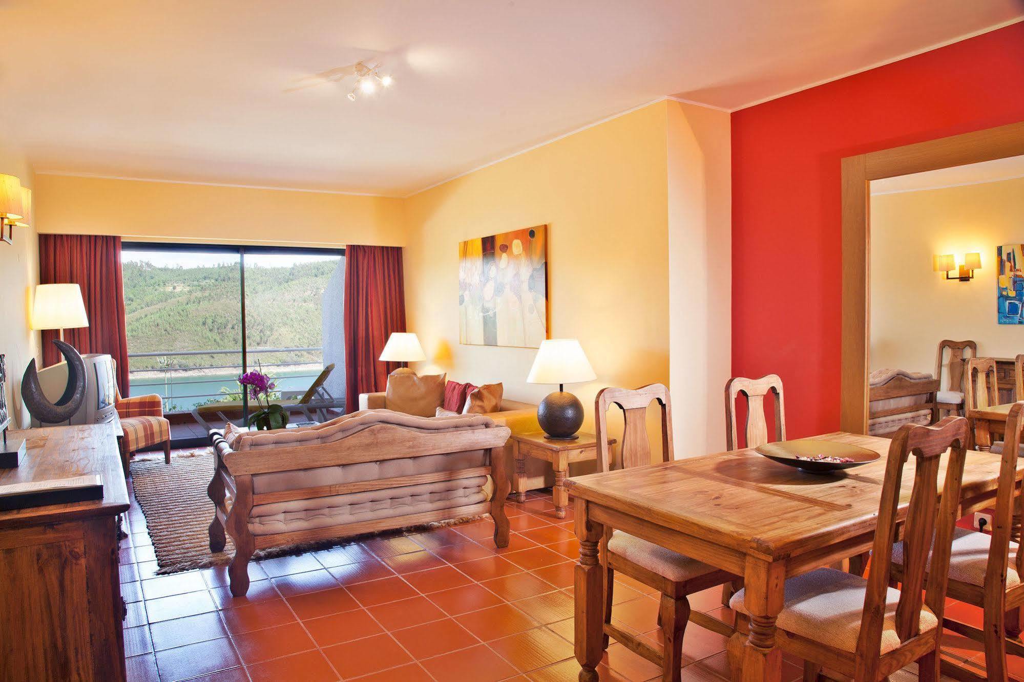 Apartamentos Do Lago Ferreira do Zêzere Extérieur photo