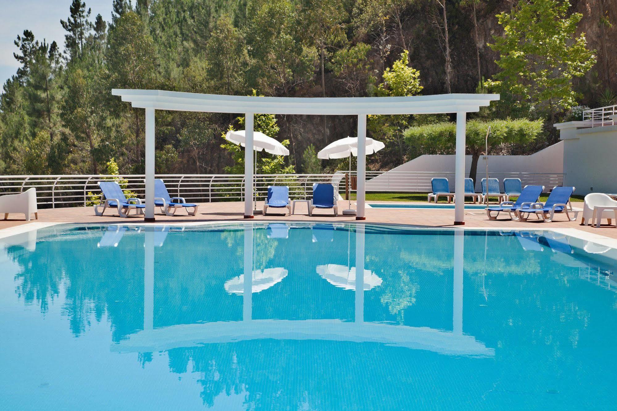 Apartamentos Do Lago Ferreira do Zêzere Extérieur photo